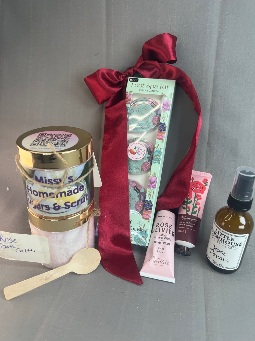 Rose scented six piece Body love ❤️